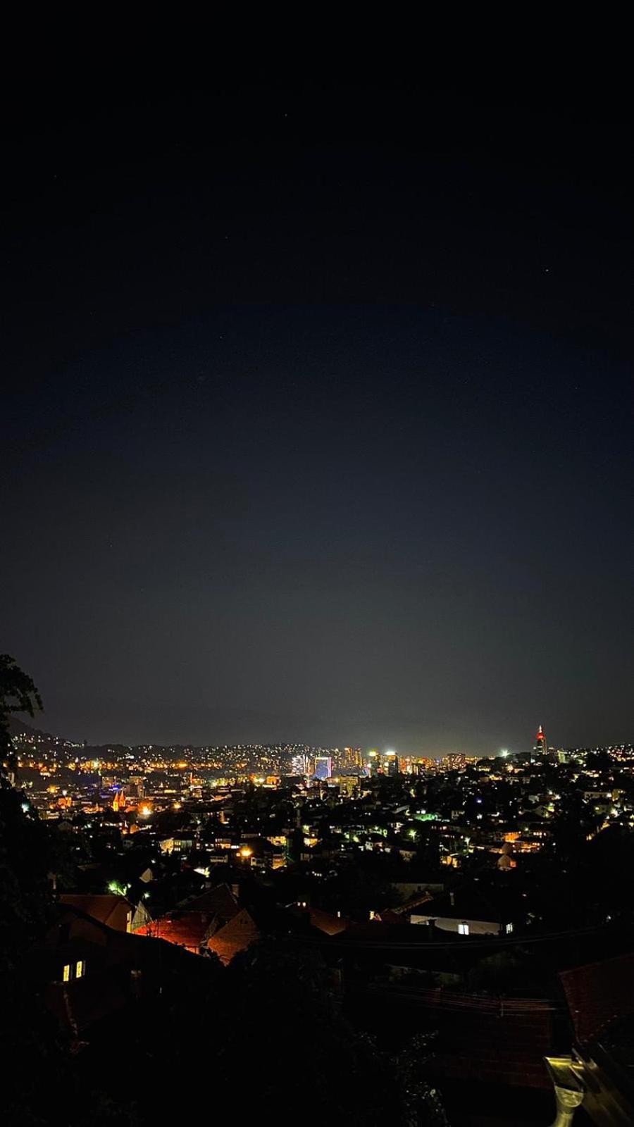 Sky View Apartment SJJ